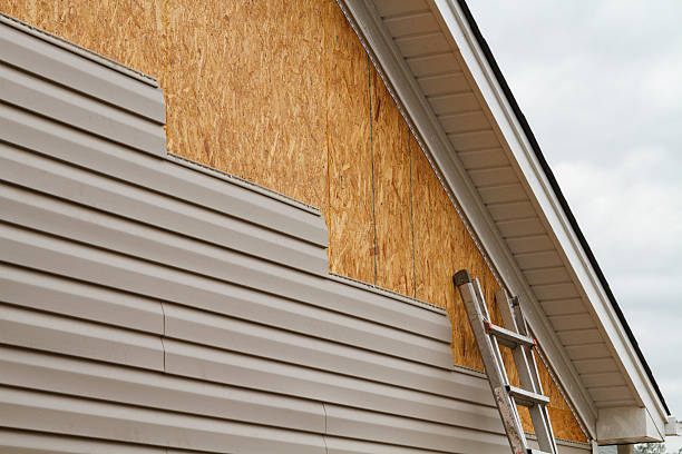 Professional Siding Contractor technician working in Kennesaw, GA